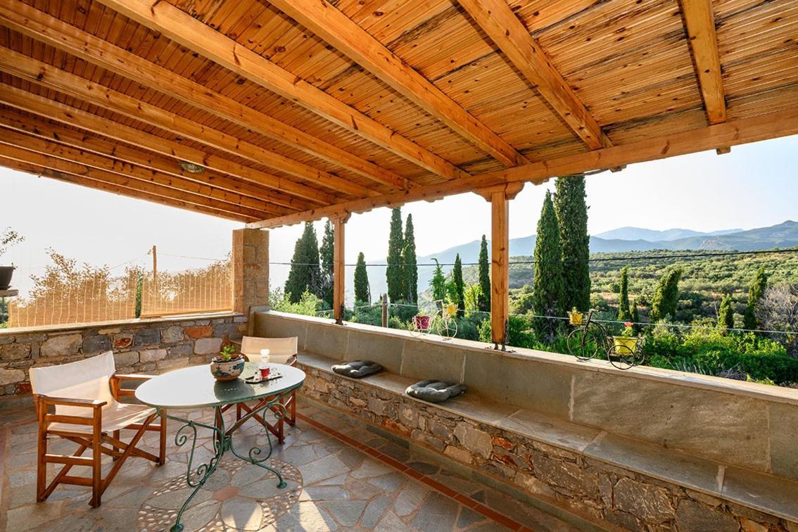 Villa Alex Stone House Kardhamili Exterior foto